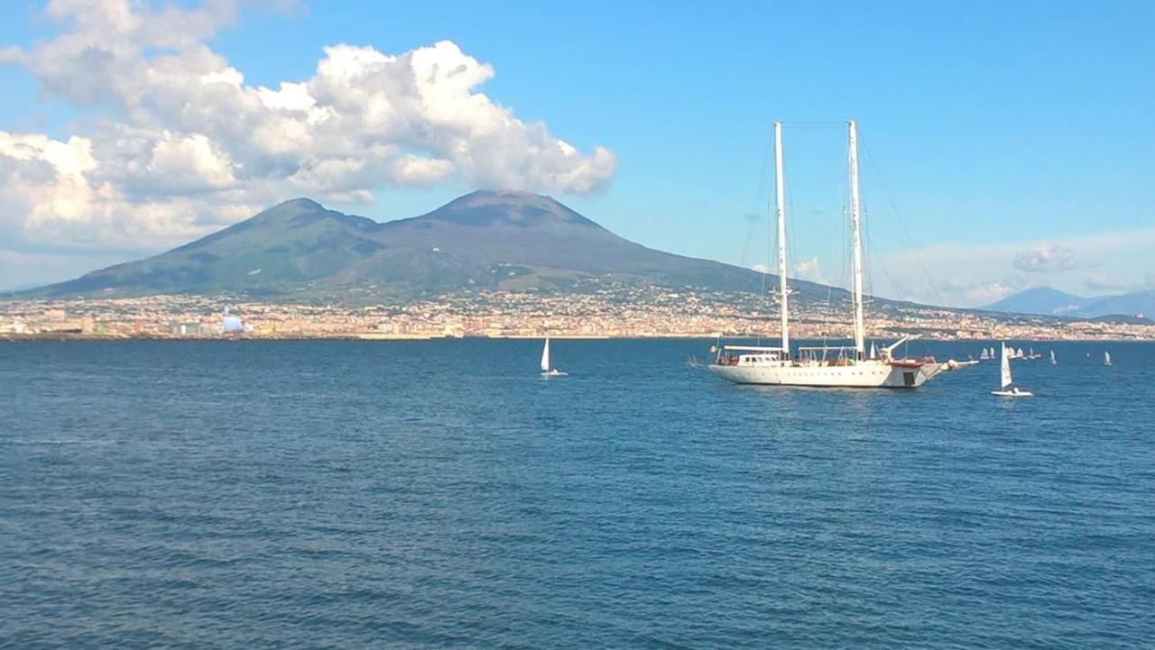 Storia E Mare Bed & Breakfast Napels